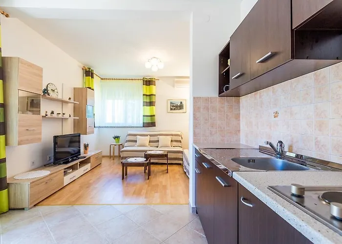 Pineta 아파트 파자나